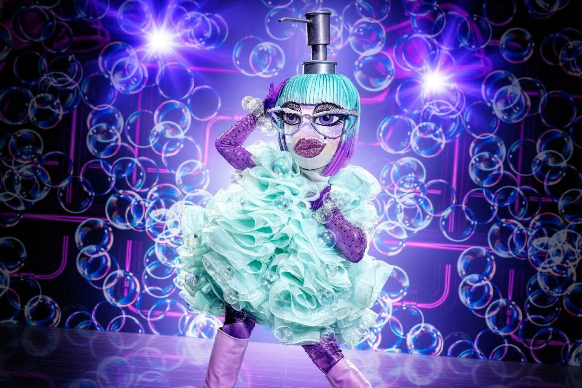 Trois nouveaux personnages de "The Masked Singer" sont connus d'un seul coup : grâce à ces conseils, savez-vous déjà qui est dedans ? 