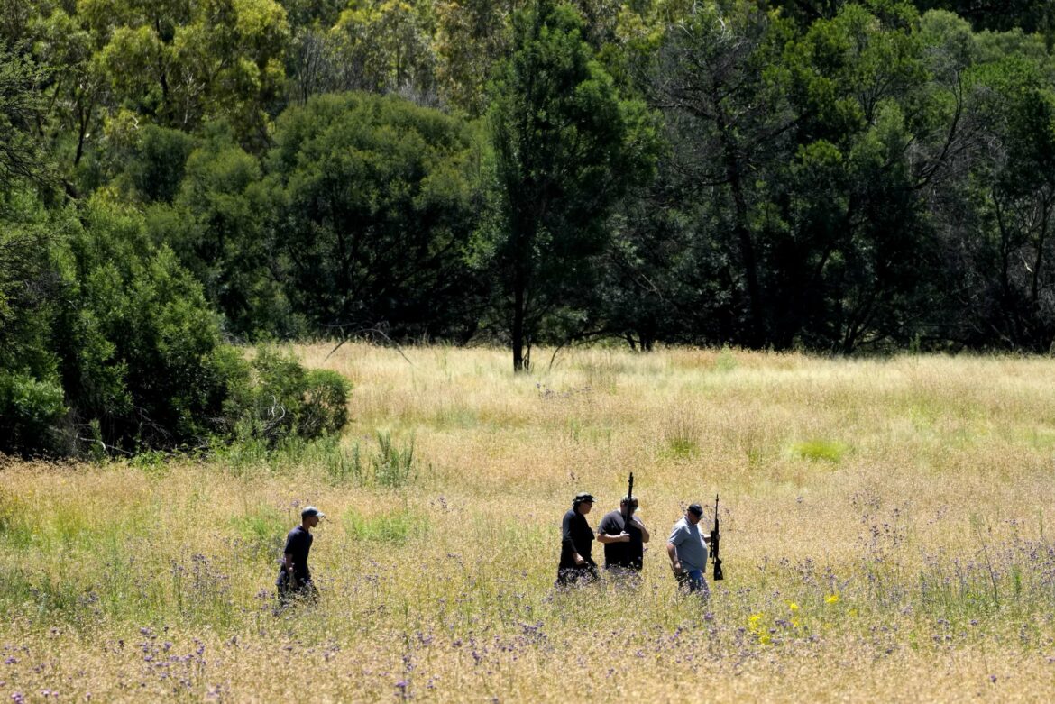Un homme dans la trentaine survit à une attaque lors d'une chasse à l'homme pour un tigre évadé près de Johannesburg 