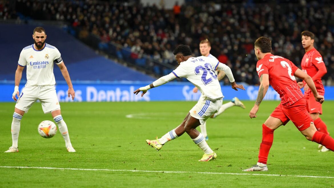 Quel Est Le Meilleur Pied De Vinicius Junior