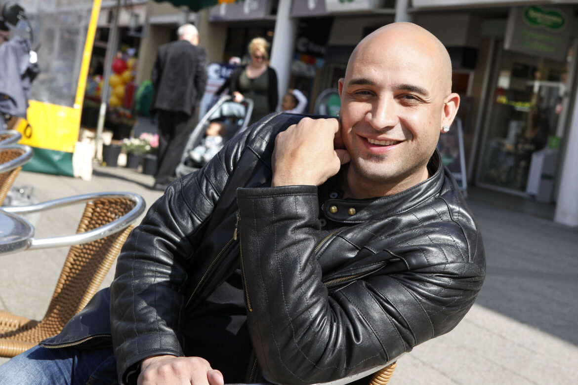 Qui Est Le Père De Xavier Simon